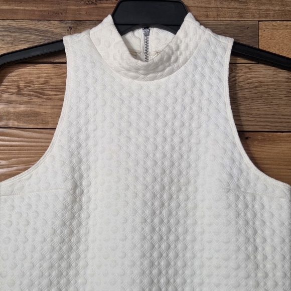 Textured Abercrombie & Fitch Mock Neck Mini Shift Dress Ivory Sleeveless Preppy - Picture 2 of 7